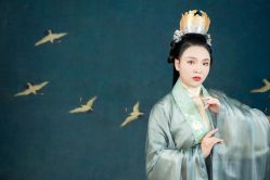 -盘子女人坊古装写真摄影(厦门总店)
