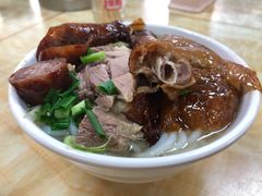 烧鹅濑粉-香辉食馆(新兴路店)