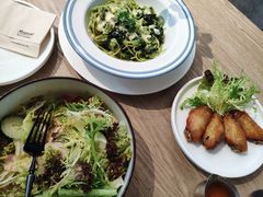 烤鸡肉牛油果撒拉-Maxpoint Kitchen 西餐咖啡(乐峰广场店)