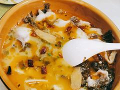 酸菜黑鱼-川香阁(程家桥店)