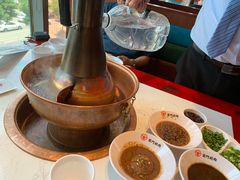 -前门·鲜肉火锅(长风店)