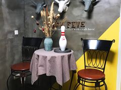 -HIGH FIVE哈福手工汉堡(桂林路店)