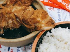 -万和春排骨砂锅米饭(新业广场店)