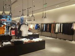 -URBAN REVIVO(七宝领展广场店)