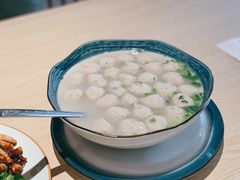 小船鱼丸汤-小船渔村•大连菜•大连焖鱼(黄河路店)