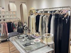 -眷顾自助服装工作室(中南金石国际广场A座店)