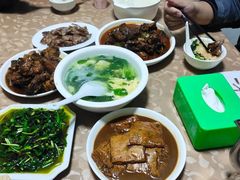 -山里人家土菜馆(茅山店)