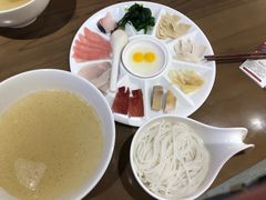 -建新园过桥米线(桃源街店)