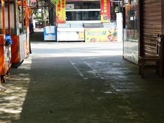 -三亚火车头万人海鲜广场