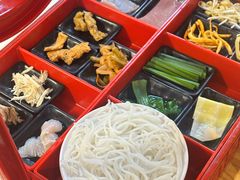 -勺子米线·云南传统小吃市集(四方街店)