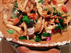 -老湖南民间菜·牛肉十八炒(花都店)