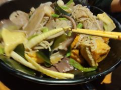 -万记麻辣烫国展总店