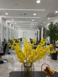 -Coo Hair salon