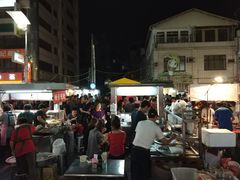 -六合夜市