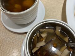 -佰搭果·广式茶餐厅(西华路店)