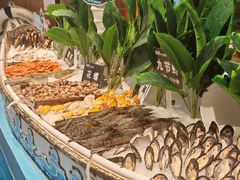 -领鲜活海鲜榴莲自助火锅(东门店)