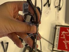 -罗伯特眼镜·蔡司官方授权(前海桂湾店)