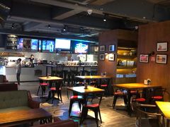 大堂-JINNS锦时 steak&pizza(浸信会礼拜堂旧址店)