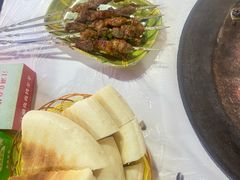 -江湖亮亮蒸虾大排档烤全羊清真(武汉总店)