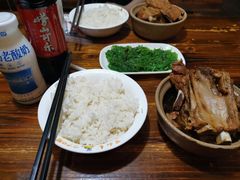-万和春排骨砂锅米饭(湖北路店)