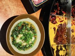 -周小明火锅(黑金冠社区店)