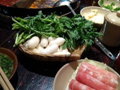 -四小区火锅·巷子里的重庆火锅(花照壁店)