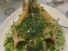 特色葱油飞鱼-岭南海晏楼(东晓南店)