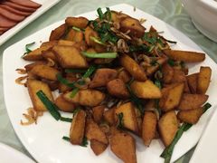 伊兰传统特色美食(干锅鸭头店)-伊兰津范儿
