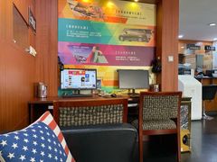 -青岛鸿发智越领克新能源中心