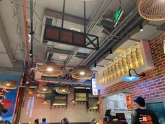 大堂-炉小二铜锅牛蛙•川湘菜(三里屯店)