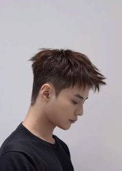 点击看大图 -YESIDO椰岛造型烫发染发