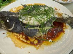 -覃记海鲜美食餐厅