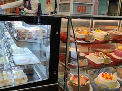 面包甜点陈列柜-新侨三宝乐面包店(崇文门店)