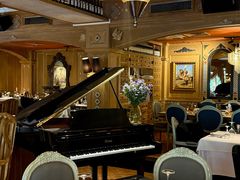 -火车头法国西餐厅