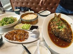 -梅利汴京烤鸭•开封豫菜地标店(东大街店)