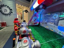 -奈尔宝·儿童乐园·亲子餐厅(华采天地店)