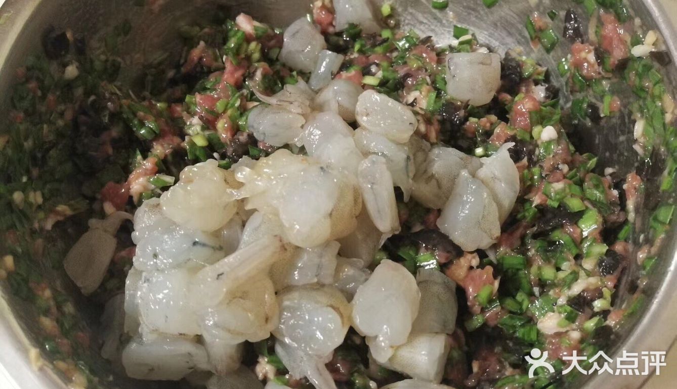家常做法之美味大馅儿馄饨