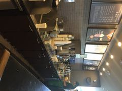 -星巴克臻选(深圳龙华红山天虹店)