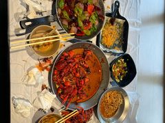 -巴厘龙虾·榜首油焖大虾(音乐学院·沿江酒馆店)