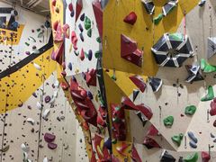 -问山MountQuest攀岩馆