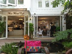 -Fern Forest Cafe