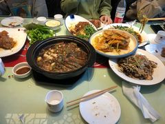 -吴记酱骨炖菜馆(西大直街店)