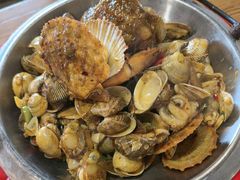-东来菜馆•手抓海鲜家常菜•海鲜锅贴(鸽子窝店)