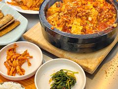 辣白菜炒五花肉-万得圆饭庄(黄务小区)