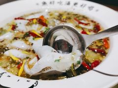 -江渔儿酸菜鱼(奥园广场金发购物中心店)