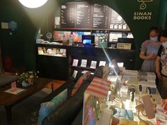 -思南书局(复兴中路店)