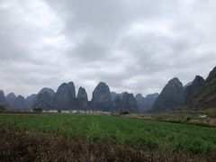 -钟山水墨田园