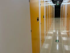 -安东易迷你自助仓储寄存仓库(草桥店)