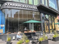 -星巴克(珠海摩尔百货店)