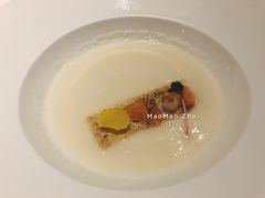 春季白芦笋浓汤-蝶舍·MAISON PAPILLON